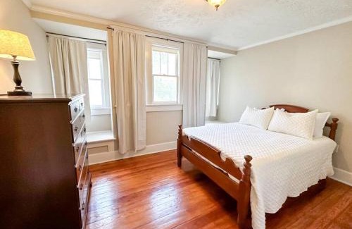 Staunton House | Spacious Craftsman near Staunton
