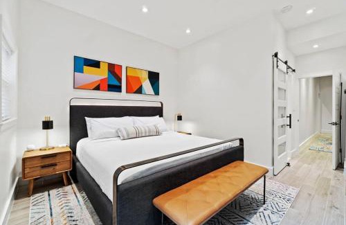 Shaw House | Spacious DC Retreat Two Units 4BR & 5BA #DCottage