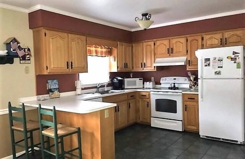 Country Club Estates House | Spacious Dog-Friendly Home w/Porch, Deck & Walk to Beach!