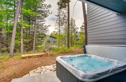 Tamarack Resort House | Spacious Donnelly Family Home with Private Hot Tub!
