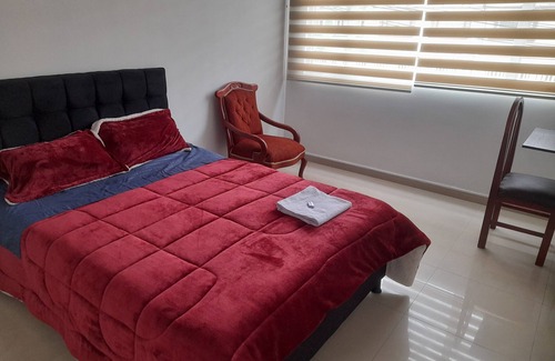 Calle 26 House | Spacious Double Bed Room