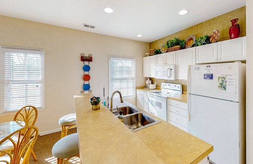 Sea Trail Condo | Spacious double condo with pool access, patio & kitchens - snowbird-friendly