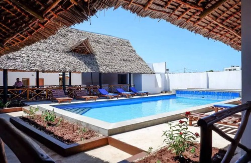 Nungwi Bed & Breakfast | Spacious Double Room no4 in Nungwi near the beach