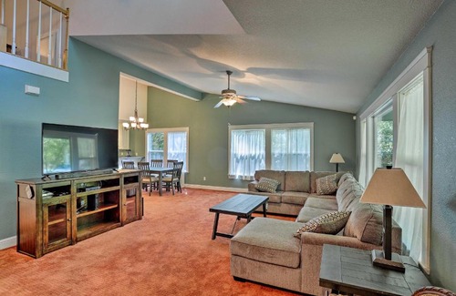 Chico House | Spacious Downtown Chico Home about Half Mile to CSU!
