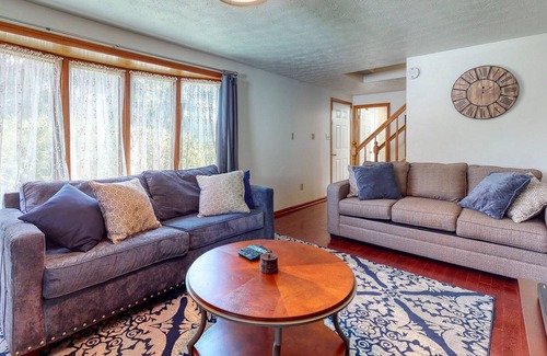 Scarborough House | Spacious duplex w/ furnished deck & patio! Great for families & close to beach!