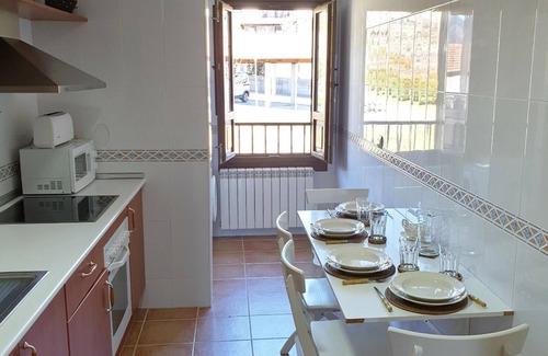 Badaguas Apartment | Spacious Duplex with Golf Course & Park Access Near Jaca