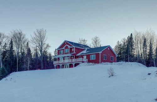 Eagle Lake House | Spacious Eagle Lake Home with Fireplace and Deck