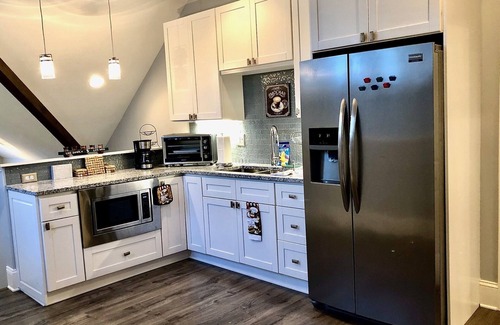 Rosebank Apartment | Spacious East Nashville 2 Bed Apartment