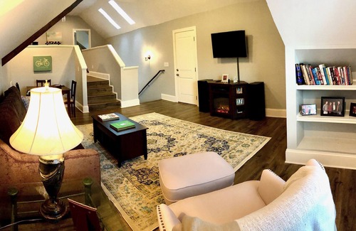 Rosebank Apartment | Spacious East Nashville 2 Bed Apartment