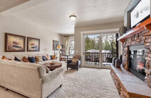 Kirkwood House | Spacious Elegance-Kirkwood-Timber Ridge 3 Bedroom residence