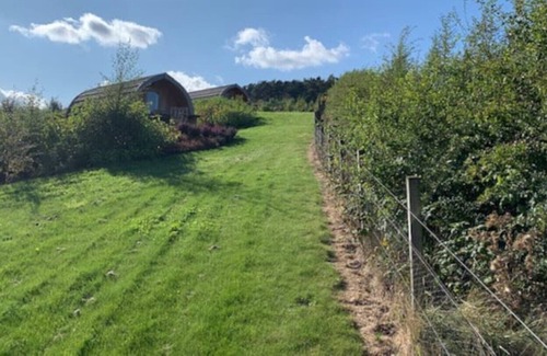 Dufftown Cabin | Spacious Ensuite Glamping Pod With Hot Tub