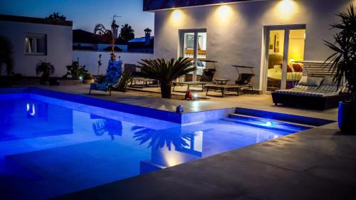 Chiclana de la Frontera Villa | Spacious villa with pool in Chiclana de la Frontera