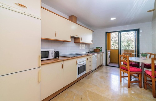San Pedro de Alcantara Apartment | Spacious, Central and Modern Apartment in Marbella