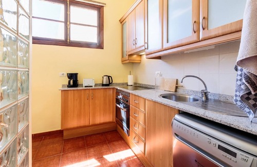 Santa Cruz de la Palma Condo | Spacious and bright apartment with large terrace next to the beach of S/C de la Palma 5 p.