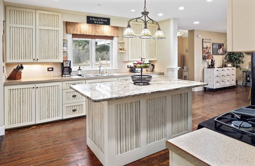 Bigfork House | Spacious Escape where Fun Meets Luxury Relaxation