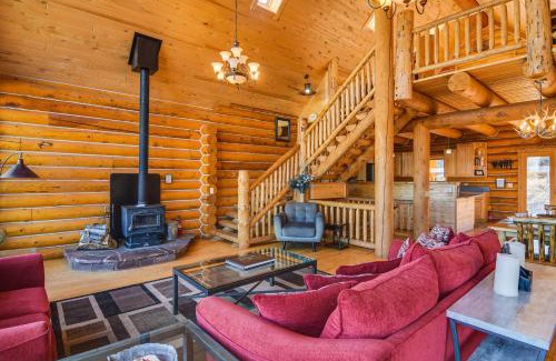Fairplay House | Spacious Fairplay Log Home with Patio and Fire Pit!