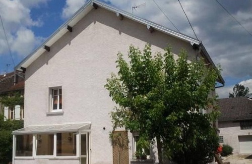 Briaucourt Cottage | Spacious family cottage with full amenities in Briaucourt