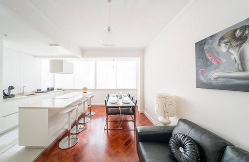 Casal da Ladeira Apartment | Spacious Family & Executive Apt in Central Lisbon- Near Metro & Key Attractions