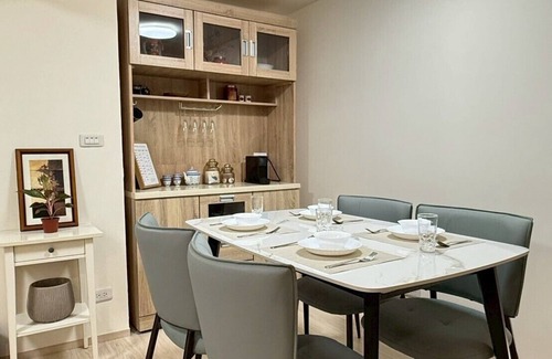 Xinyi Apartment | Spacious family-friendly 2 BR in Xinyi, 3 Beds, Elevator, AC & Prime Location