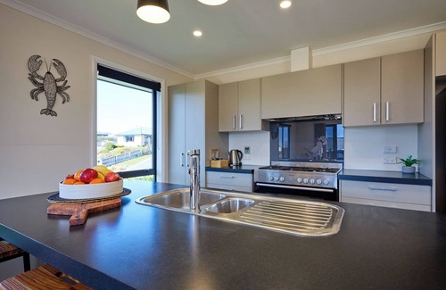 Kaikoura House | Spacious | Family-Friendly | Parkside - KK479