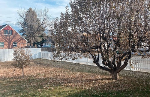 Rexburg House | Spacious, family-friendly, great for gathering. Duplex upstairs unit in Rexburg