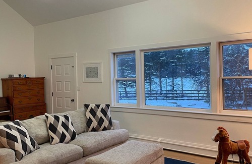 South Londonderry House | Spacious Family getaway near Magic Mountain, VT