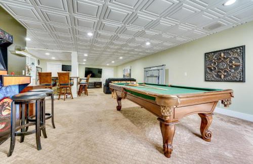 Salem House | Spacious Family Getaway 8 Mi to Main St Ann Arbor