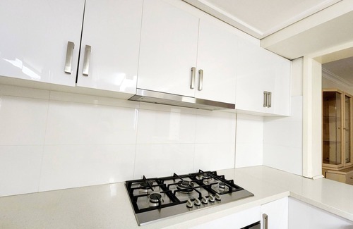 Thomastown House | Spacious Family Home in Thomastown