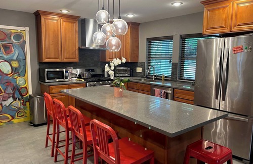 Sellwood-Moreland House | Spacious Family Home in SE Portland's coveted family-friendly Sellwood