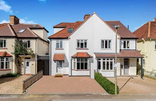Summertown House | Spacious Family home near city centre