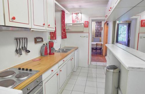 Anhee House | Spacious Family Home, Sosoye