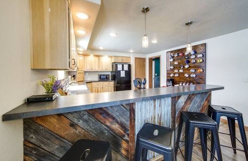Lake Agnes House | Spacious Family Home Near Steamboat w/Hot Tub Access & Mountain Views