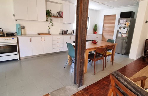 Rosebank House | Spacious family home. Fully equipped and close to all amenities.