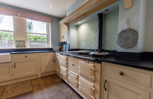 Sutton-in-Craven House | Spacious Family Retreat in Scenic North Yorkshire