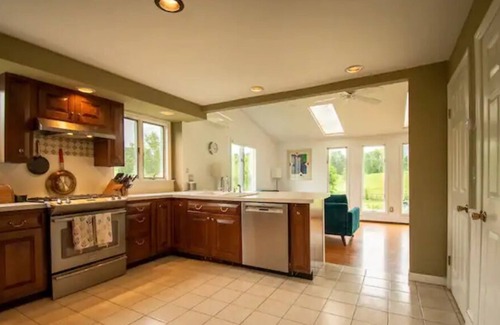 High Falls House | Spacious Family Retreat, Mountain Views on 8 Acres