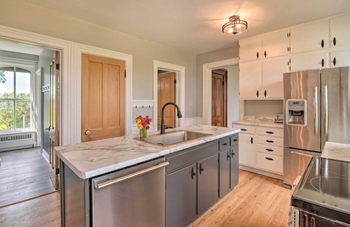 Janesville House | Spacious Farmhouse on 200 Acres Along the River