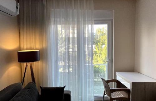 Kultur Mahallesi Apartment | Spacious flat close to Erasta'8'