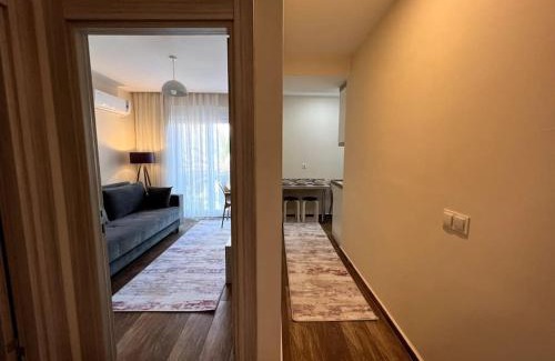 Kultur Mahallesi Apartment | Spacious flat close to Erasta'8'