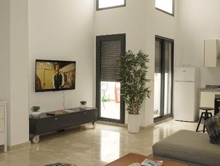Gauthier Apartment | Spacious flat near twin towers
