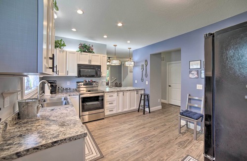 Fort Wayne House | Spacious Fort Wayne Condo w/Porch + Storage!