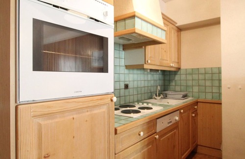 Val Cenis Apartment | Spacious apartment 5 ppl with balcony and wifi in Lanslebourg