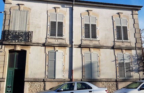 Saint-Nicolas-de-Port Apartment | Spacious Riverside Apartment for 6 near Nancy – Modern Amenities, Free Parking, WiFi Included