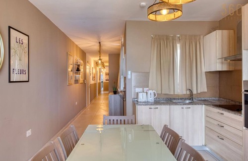 Pieta Apartment | Spacious, fully equipped 4BR in Pietà w/WIFI & AC