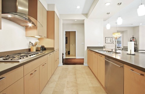 Downtown Condo | Spacious, fully furnished 3rd floor condo with campus views @ the Americana!
