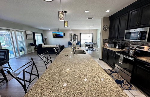 Marbella House | Spacious Fun & Convenient