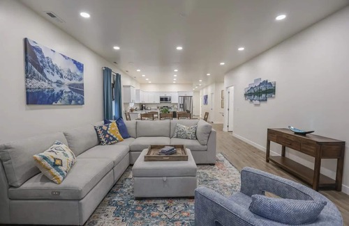 Ponderay House | Spacious game house minutes to downtown Sandpoint and Schweitzer Mountain