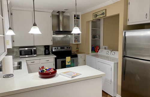 Carthage Apartment | Spacious Garage Apt near downtown Carthage, walking distance to shops & eateries