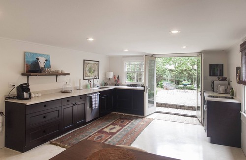 Audubon Apartment | Spacious garden apartment near Tulane and many amazing restaurants and shops