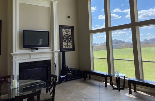 League City House | Spacious Gate Get-A-Way