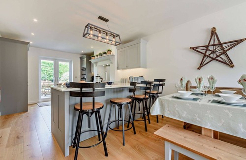 Bourton-on-the-Water Cottage | Spacious family friendly Home - Lulham